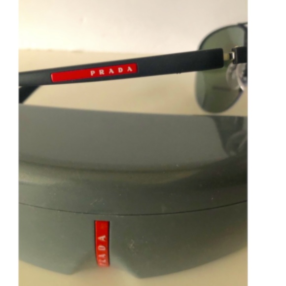 Prada Linea Rossa Sunglasses polarized - Picture 5 of 10